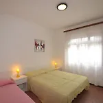 דירה Comfy Flat 80m From The - Beahost ביביונה