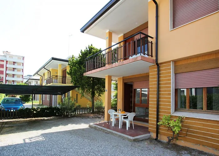 Comfy Flat 80m From The - Beahost Bibione