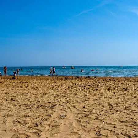 Lägenhet Comfy Flat 80m From The - Beahost Bibione